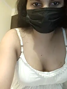 Snapshot of itz_gauri chatting on 19, 7, 2026 itz gauri online show from 19, 7, 2026