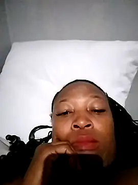 Snapshot of Rose2life chatting on 11, 5, 2026 Rose2life online show from 11, 5, 2026