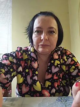 Snapshot of EmmaEmmy40 chatting on 2, 6, 2026 EmmaEmmy40 online show from 2, 6, 2026