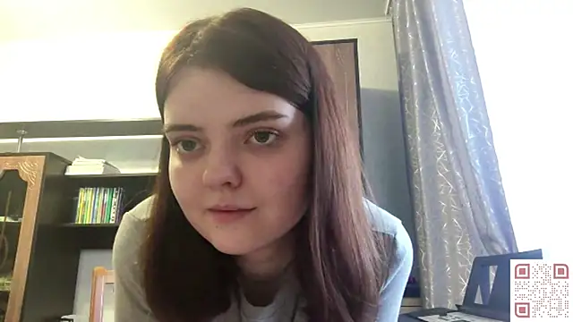 Snapshot of RebelDesiree chatting on 15, 5, 2026 RebelDesiree online show from 15, 5, 2026