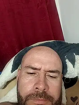 AndresvargasQ123 online show from 2, 7, 2026