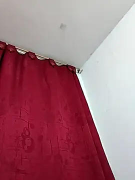 AndresvargasQ123 online show from 10, 7, 2026