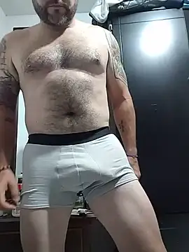 AndresvargasQ123 online show from 12, 7, 2026