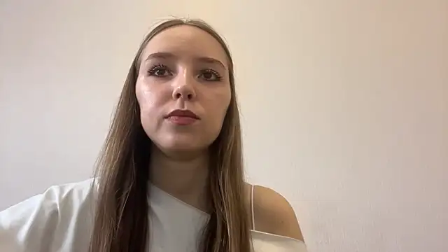 QueenBalensiefen online show from 6, 5, 2026