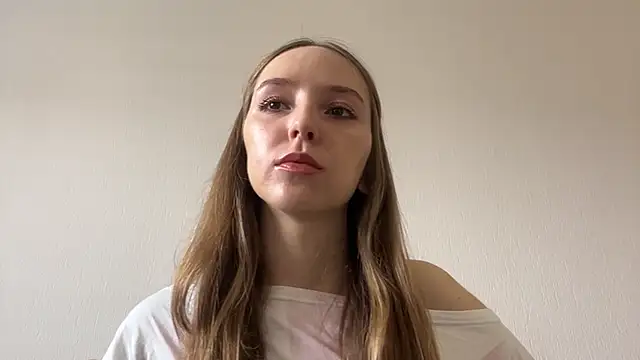 QueenBalensiefen online show from 12, 5, 2026
