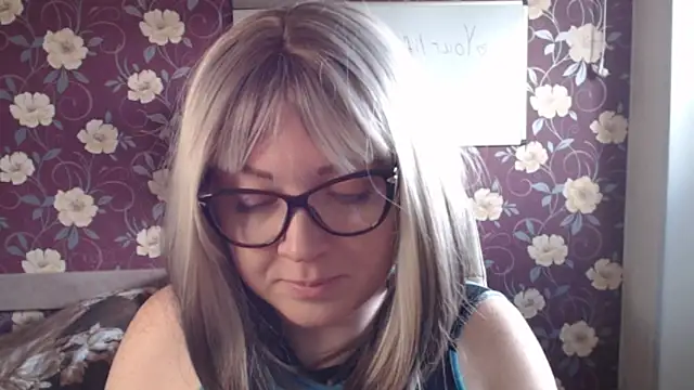 Snapshot of Kate_R chatting on 30, 5, 2026 Kate R online show from 30, 5, 2026
