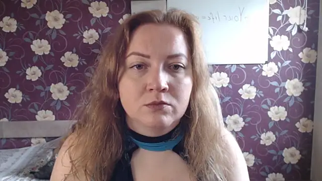 Snapshot of Kate_R chatting on 18, 6, 2026 Kate R online show from 18, 6, 2026