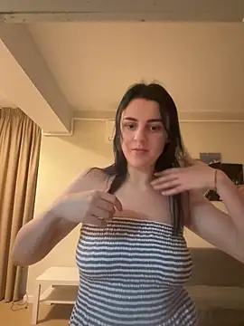 ema-emanuela online show from 12, 6, 2026