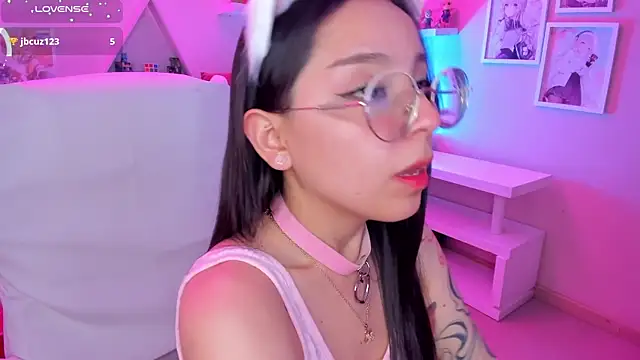 Snapshot of kitty_patitas_suavesss chatting on 12, 7, 2026 kitty patitas suavesss online show from 12, 7, 2026