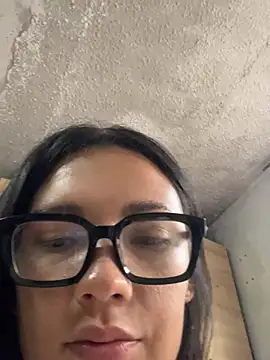 sarita hos online show from 6, 6, 2026