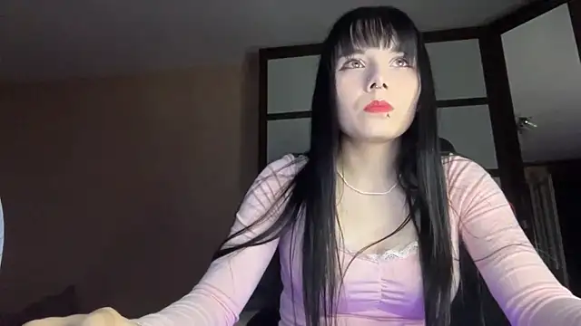 Snapshot of gothicq chatting on 9, 5, 2026 gothicq online show from 9, 5, 2026
