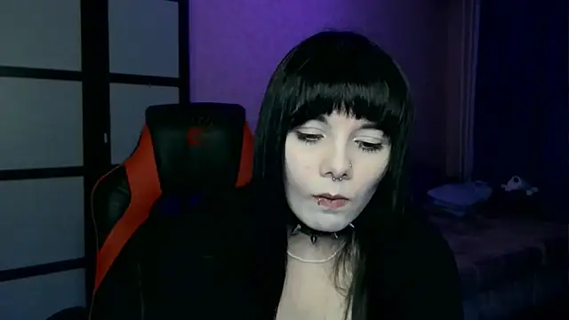 Snapshot of gothicq chatting on 26, 5, 2026 gothicq online show from 26, 5, 2026