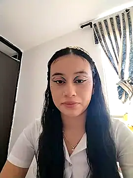Snapshot of L0lita_Emi12 chatting on 14, 7, 2026 L0lita Emi12 online show from 14, 7, 2026