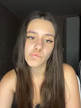 Snapshot of Selena_Mur_ chatting on 8, 7, 2026 Selena Mur online show from 8, 7, 2026