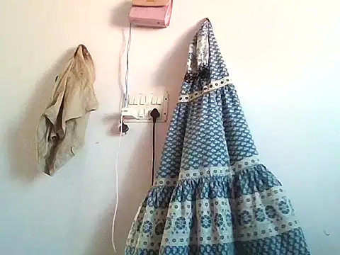 Snapshot of RubinaKhan6 chatting on 5, 7, 2026 RubinaKhan6 online show from 5, 7, 2026
