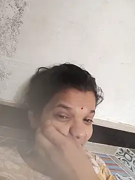 Snapshot of Student_garl_1 chatting on 24, 5, 2026 Student garl 1 online show from 24, 5, 2026