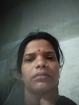 Snapshot of Student_garl_1 chatting on 29, 5, 2026 Student garl 1 online show from 29, 5, 2026