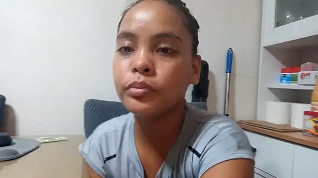 Bunny Kisss online show from 16, 5, 2026