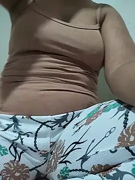 Snapshot of amira567 chatting on 15, 7, 2026 amira567 online show from 15, 7, 2026
