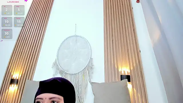 yasmin dina online show from 1, 6, 2026