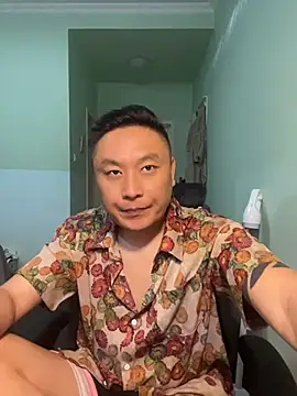 Snapshot of mrcake666 chatting on 6, 8, 2026 mrcake666 online show from 6, 8, 2026