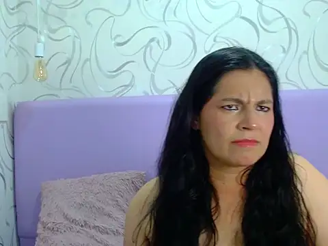 JenniferLondonx online show from 15, 5, 2026