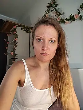 Snapshot of Candy_Cougar chatting on 26, 5, 2026 Candy Cougar online show from 26, 5, 2026