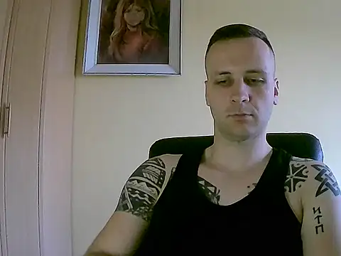 Snapshot of MacMillan69 chatting on 11, 5, 2026 MacMillan69 online show from 11, 5, 2026