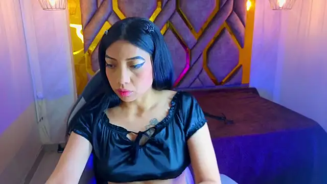 Snapshot of Ey_Im_simone_ chatting on 11, 5, 2026 Ey Im simone online show from 11, 5, 2026