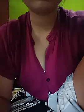 Snapshot of Life_Of_Diya chatting on 12, 7, 2026 Life Of Diya online show from 12, 7, 2026