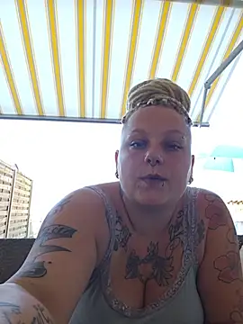 Lady Peggi online show from 25, 6, 2026