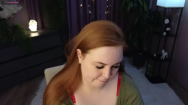 Snapshot of VanessaRichmond chatting on 9, 5, 2026 VanessaRichmond online show from 9, 5, 2026