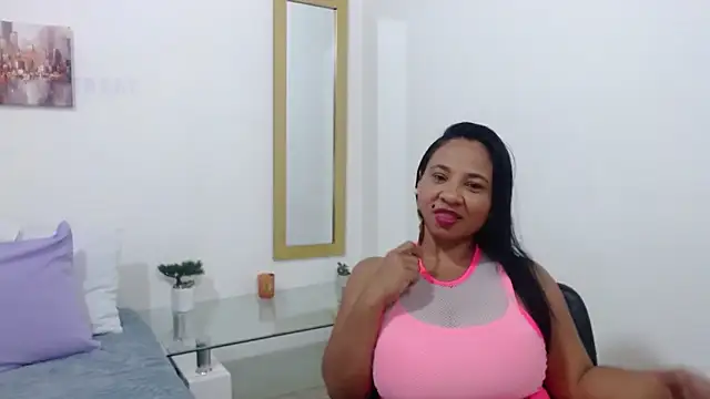 Snapshot of Scarlett_Adams_ chatting on 11, 5, 2026 Scarlett Adams online show from 11, 5, 2026