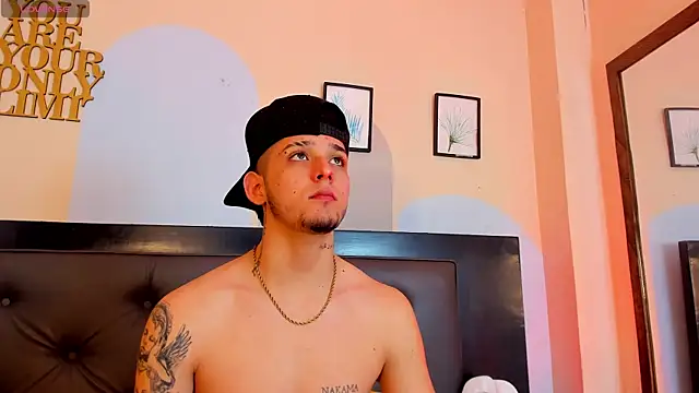 Snapshot of Boy_Mathew chatting on 8, 5, 2026 Boy Mathew online show from 8, 5, 2026