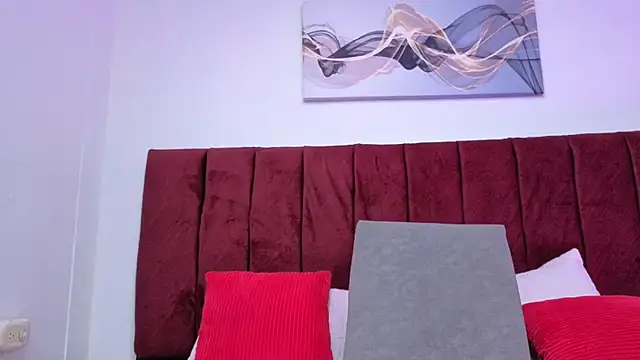Snapshot of Violeta_Tepes chatting on 24, 5, 2026 Violeta Tepes online show from 24, 5, 2026