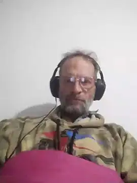 Snapshot of CulturedBus909 chatting on 10, 6, 2026 CulturedBus909 online show from 10, 6, 2026