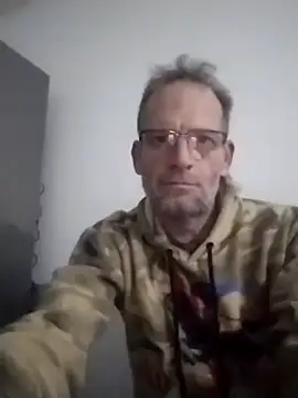 Snapshot of CulturedBus909 chatting on 14, 7, 2026 CulturedBus909 online show from 14, 7, 2026