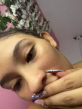 melody flowers18 online show from 22, 7, 2026