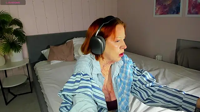 Snapshot of Maya_foxy chatting on 27, 5, 2026 Maya foxy online show from 27, 5, 2026