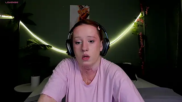Maya foxy online show from 1, 7, 2026