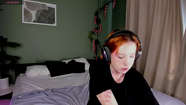 Maya foxy online show from 12, 7, 2026