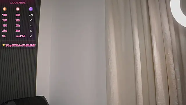 Snapshot of emmaxblanco chatting on 30, 7, 2026 emmaxblanco online show from 30, 7, 2026