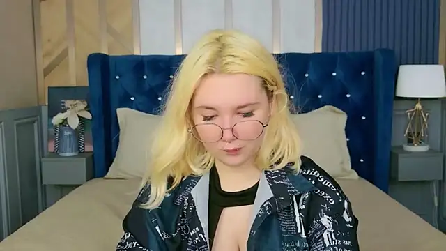Cassey Well online show from 22, 5, 2026