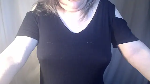 Snapshot of supernipll chatting on 8, 5, 2026 supernipll online show from 8, 5, 2026