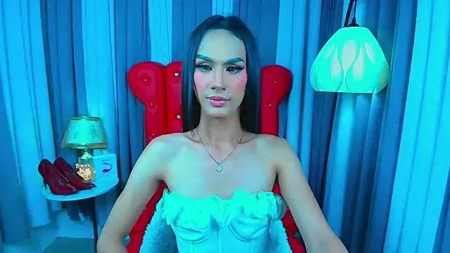 Estella Hilton online show from 1, 6, 2026