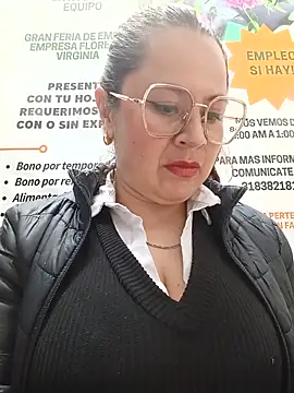 Snapshot of VANESSA__28 chatting on 27, 5, 2026 VANESSA 28 online show from 27, 5, 2026