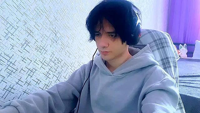 Snapshot of Zombde chatting on 20, 5, 2026 Zombde online show from 20, 5, 2026