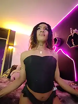 Snapshot of Isis_sexy__ chatting on 26, 5, 2026 Isis sexy online show from 26, 5, 2026