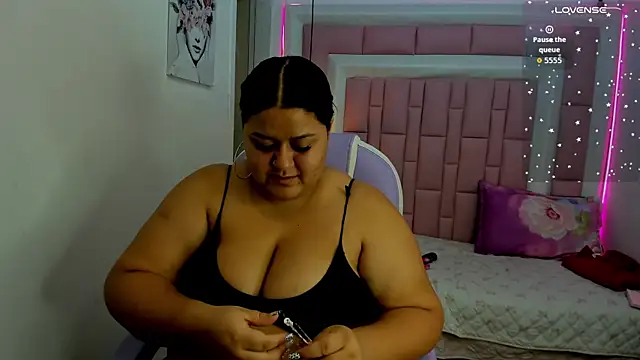 Snapshot of Princess_Xoxo chatting on 28, 6, 2026 Princess Xoxo online show from 28, 6, 2026