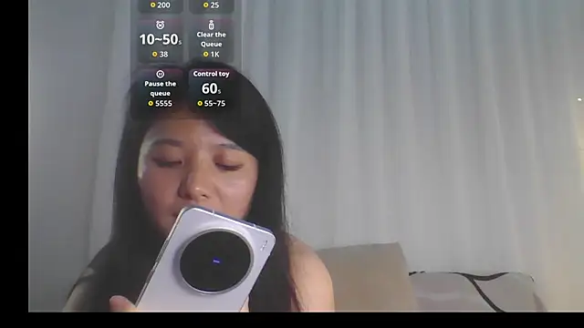 Snapshot of Youyou-uu chatting on 11, 5, 2026 Youyou-uu online show from 11, 5, 2026